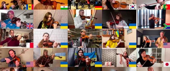 Dai rifugi in Ucraina alle grandi orchestre, 94 violinisti di tutto il mondo suonano per la pace