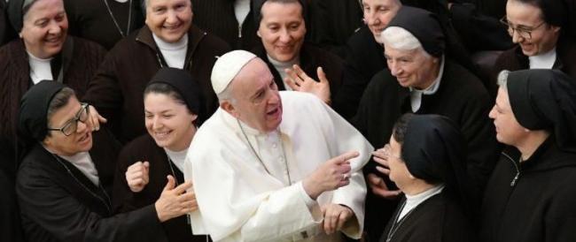 Donne nella chiesa, il Papa nomina Suora Becquart: «Segnale importante»