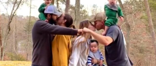 'La mia migliore amica e io viviamo insieme con mariti e figli, come un'unica famiglia'