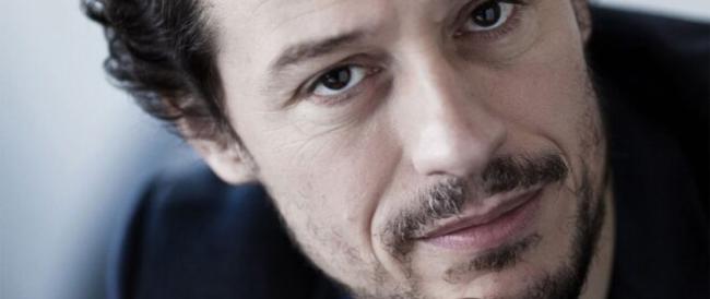 Stefano Accorsi racconta ai bambini la vita dei più grandi poeti: esce “La poesia delle Fiabe”.