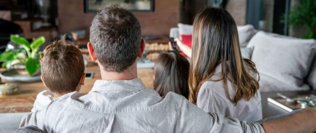 Il dolce lockdown dei bambini: sempre con mamma e papà, più sereni e più sani (parola di pediatra)