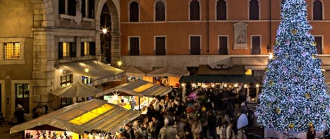 Artigianato e specialità enogastronomiche: a Verona i Mercatini di Natale, fino al 26 dicembre.