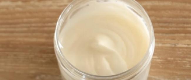 Creme solari, no al fai-da-te! Ecco perché non le dovreste autoprodurre