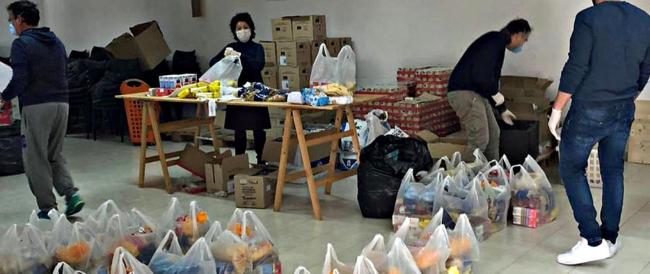 Commercianti, partite Iva, cassintegrati: chi sono i nuovi poveri del Covid, da Milano a Palermo. “L’urgenza non è più il cibo. Ora chiedono aiuto per affitti, bollette e computer per la Dad”