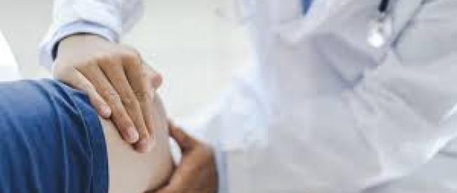 Operato al ginocchio, si sveglia dall’anestesia ma parla solo inglese: lo strano caso di un ragazzo olandese continua su: https://www.fanpage.it/innovazione/scienze/operato-al-ginocchio-si-sveglia-dallanestesia-ma-parla-solo-inglese-lo-strano-caso-di-un-