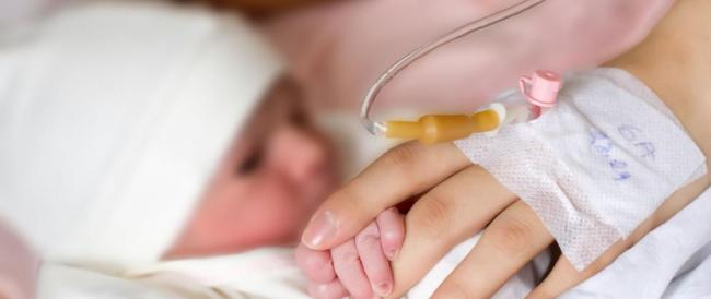 Una donna su cinque ha subito violenze durante il parto