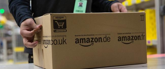 La plastica prodotta dagli imballaggi di Amazon potrebbe avvolgere fino a 500 volte l’intero Pianeta 