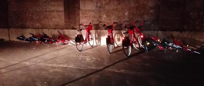 Bike sharing di Uber a Roma: già vandalizzate le nuove bici elettriche