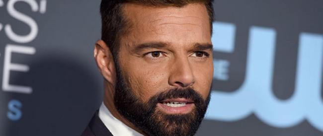 Ricky Martin papà per la quarta volta: è nato il figlio Renn