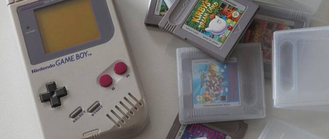I vecchi Game Boy diventano oggetti d'arte nelle mani di questi artisti
