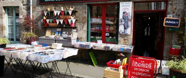 Bécherel: il borgo francese paradiso dei libri, con 700 abitanti e 15 librerie