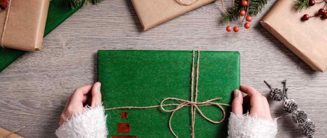 5 consigli per comprare i regali di Natale in modo sostenibile