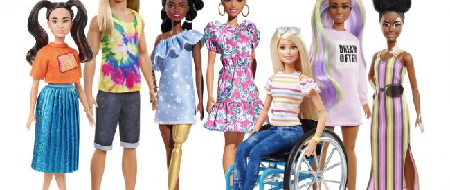 Bambole inclusive che rendono felici i bambini con ipoacusia e labbro leporino e non solo.