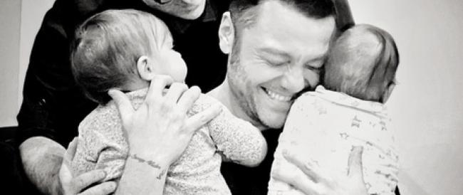 Tiziano Ferro, sono diventato papà di Margherita e Andres.