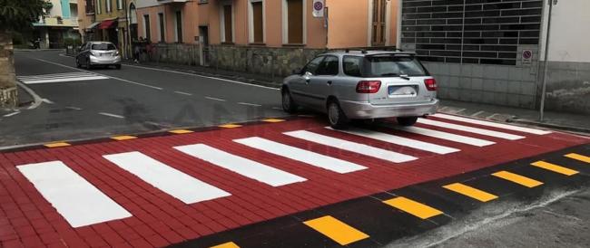 A Napoli strisce pedonali rialzate contro gli investimenti di pedoni nelle strade della morte 