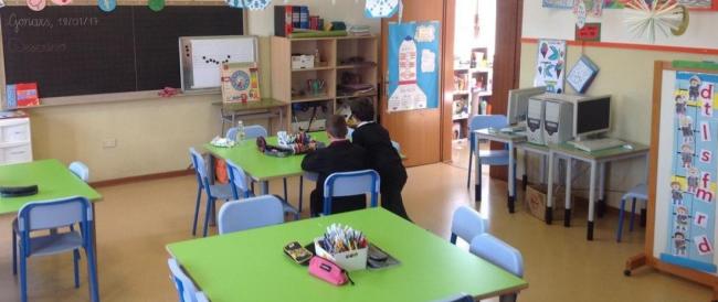 A Rimini si sperimenta la didattica alternativa: dalla scuola senza zaino a quella capovolta
