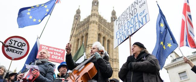 La protesta dei musicisti inglesi: la Brexit renderà complicati i tour in Europa