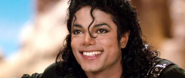 'Michael Jackson fu castrato chimicamente dal padre'. Le dichiarazioni del medico della star