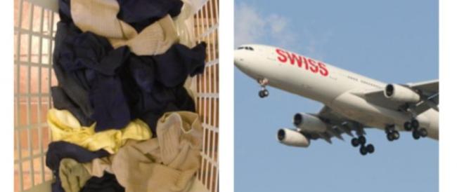 Odore pestilenziale di calzini in cabina, l'aereo è costretto a tornare indietro